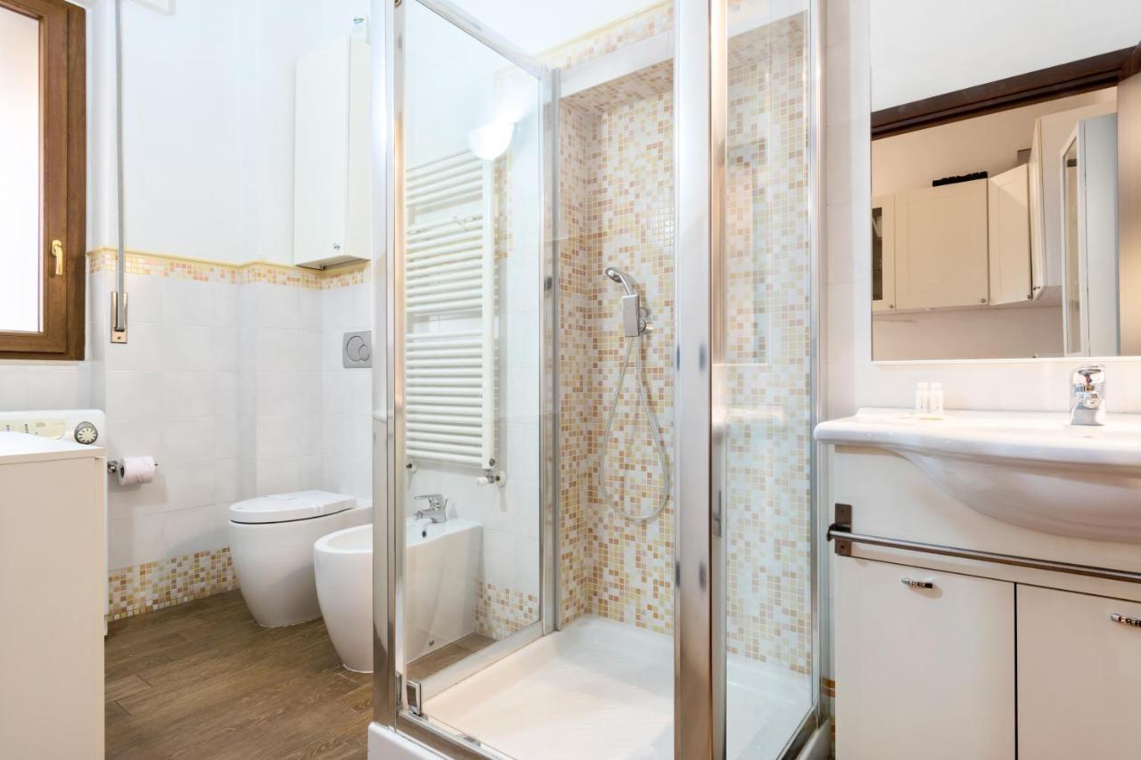 Arno River Bright Appartement Florence